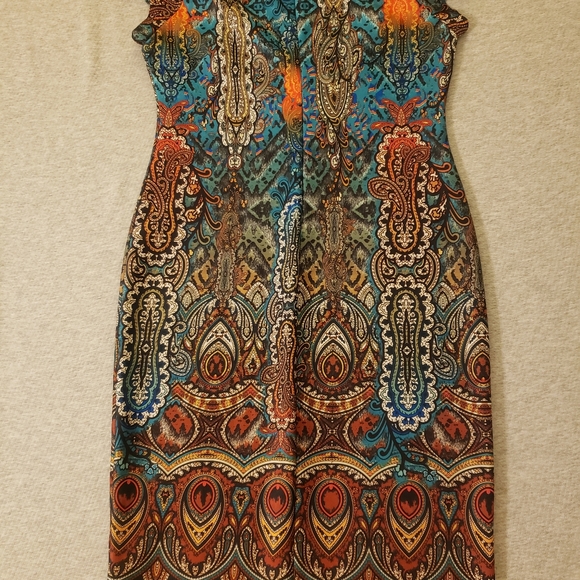 Spring dress - Picture 2 of 7